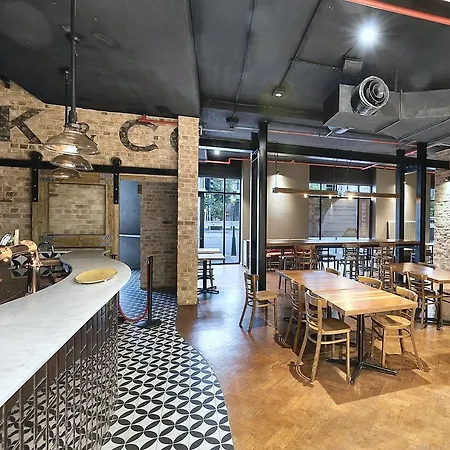 Apartment Two-bedroom Escape I Mantra On Queen Brisbane