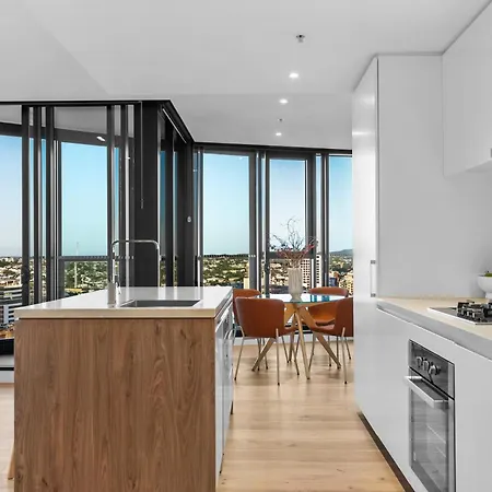 Twilight Views 2br In Fortitude Valley & Parking *