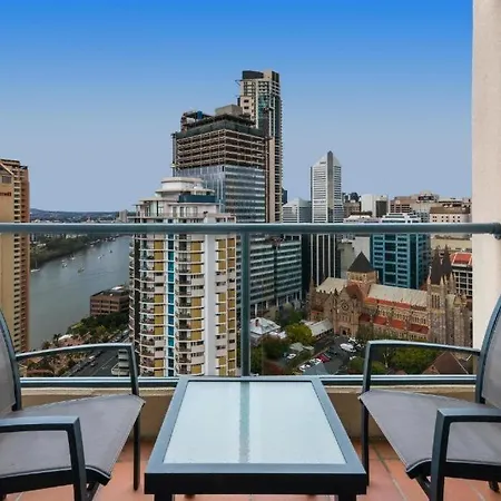 Two-bedroom Escape I Mantra On Queen Brisbane