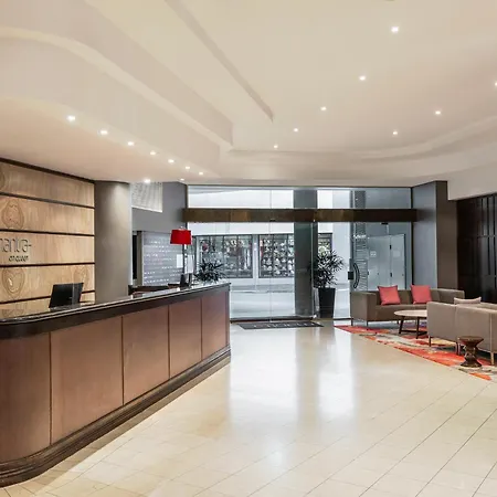 Apartment Two-bedroom Escape I Mantra On Queen