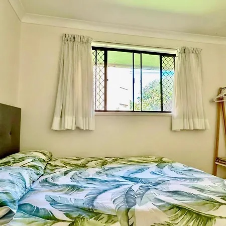 Walk To Market Square And Garden City! Macgregor Homestay *