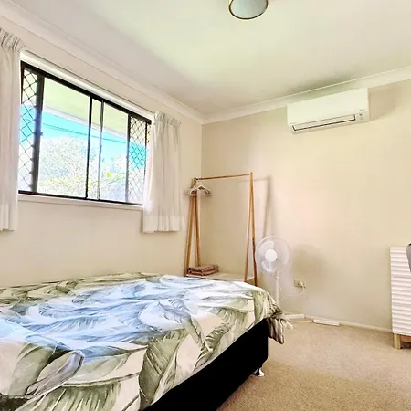Homestay Walk To Market Square And Garden City! Macgregor Brisbane