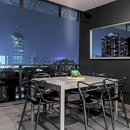 Opera South 5*