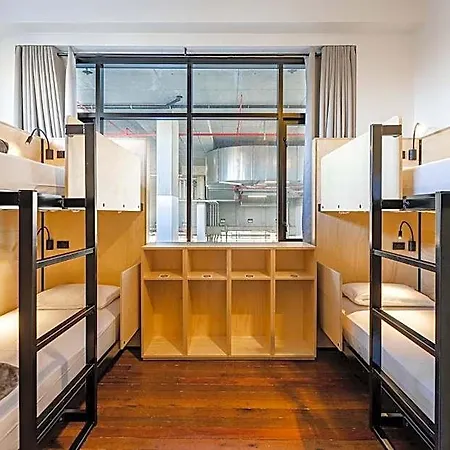 Bunk *