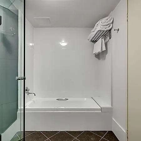 Hillcrest Aparthotel Brisbane