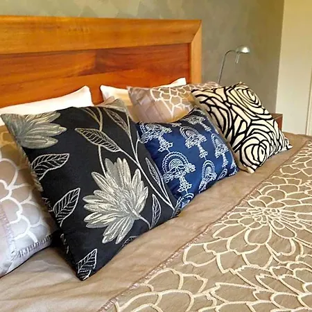 Mt Cotton Retreat 4* Brisbane