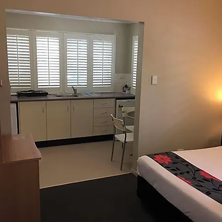 Aparthotel Street 3*