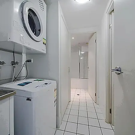 Aparthotel On The Park Brisbane