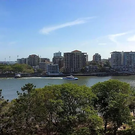 Kirribilli 3* Brisbane