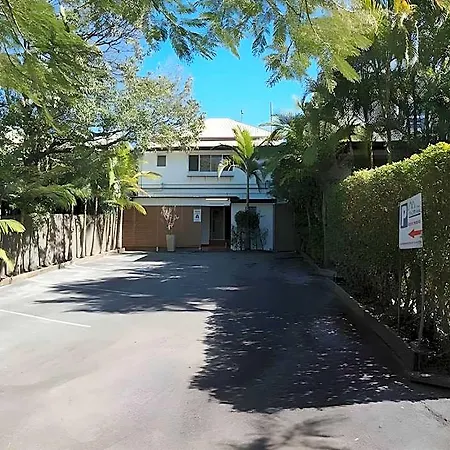 The Cliff House Motel 3*