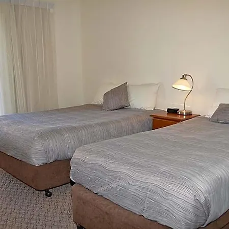 Redland Bay Motel