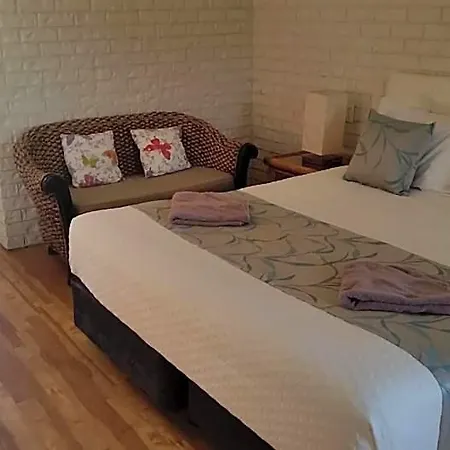 Holland Park 3* Brisbane