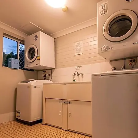 Motel Benson Court 4*