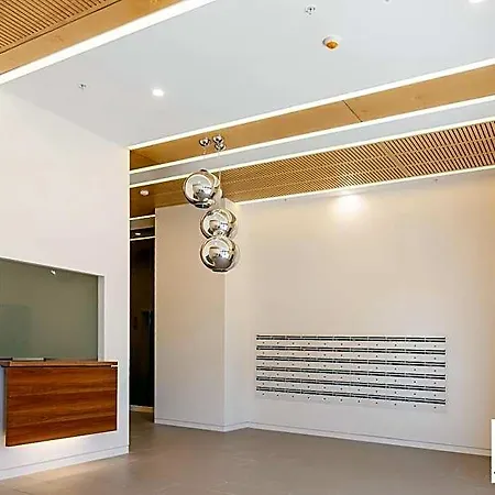 Fleet Lane 4*