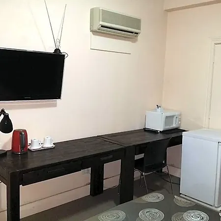 Hampton Court Aparthotel Brisbane