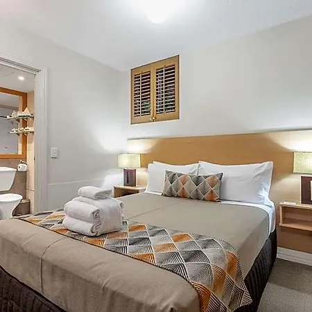 Airport International Hotel 4*