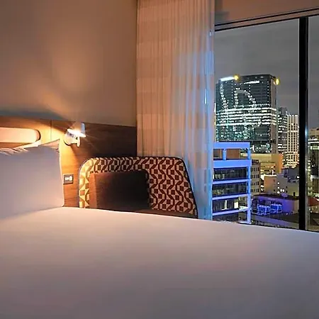 Hotel Holiday Inn Express Brisbane Central By Ihg