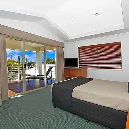 Comfort & Northgate Airport