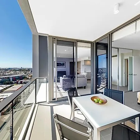 The Milton 4* Brisbane