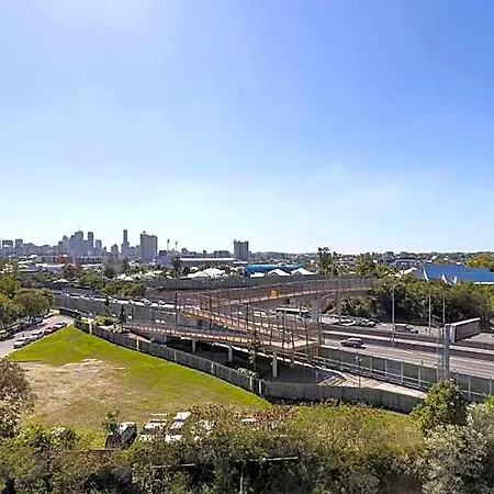Oaks Woolloongabba
