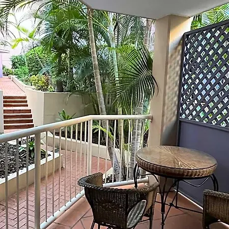 Spring Hill Gardens Aparthotel 4*