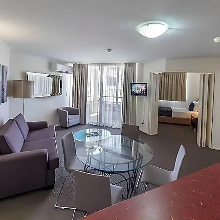 West End Aparthotel