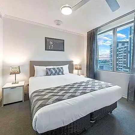 Aparthotel The Capitol 4*