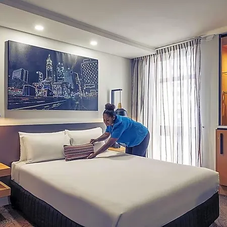 Hotel Mercure King George Square