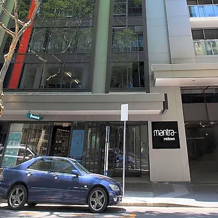 Mantra Midtown 4*