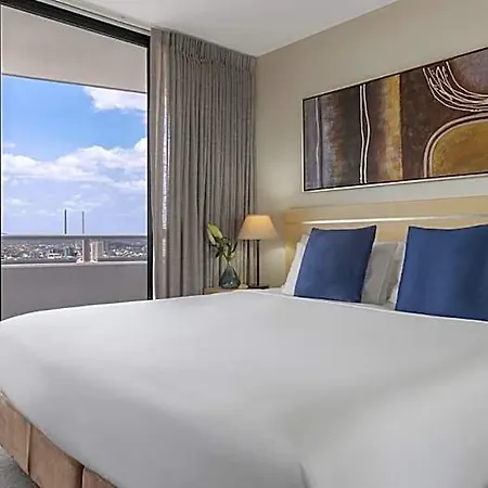 Oaks Aurora 4* Brisbane