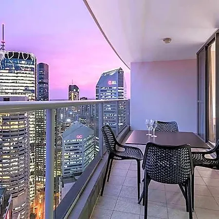 Oaks Aurora Aparthotel