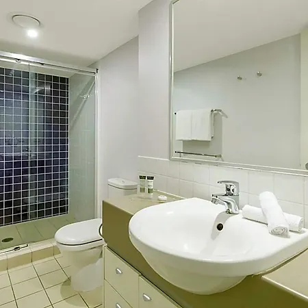 Oaks Lexicon Aparthotel
