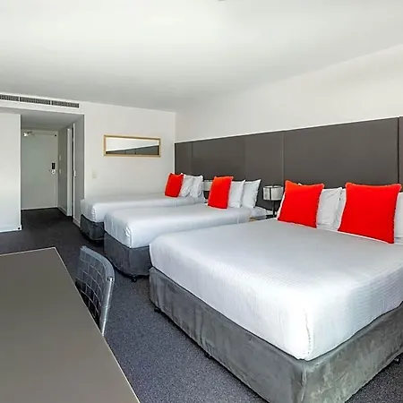 Mantra South Bank 4*