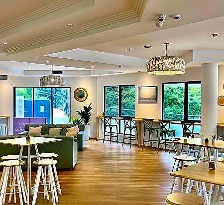 Aparthotel Adina