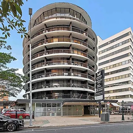 Hotel Tower Mill 4*