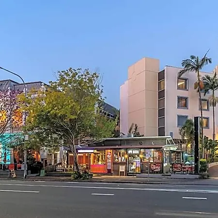 Hotel Diana Woolloongabba