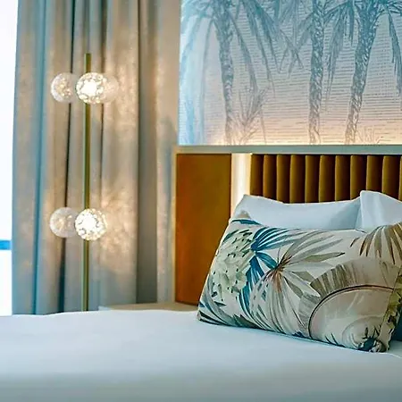 Hotel Amora Brisbane