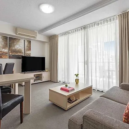 Oaks River 4* Brisbane