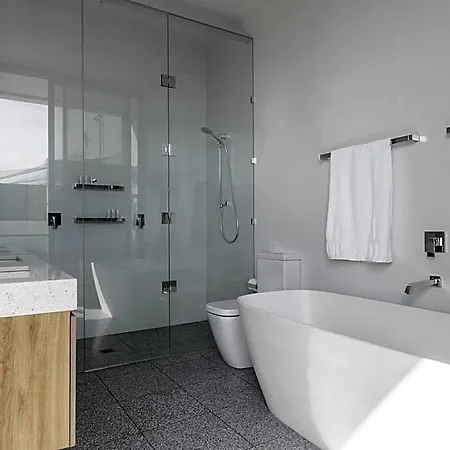 The Johnson - Art Series Hotel 4*