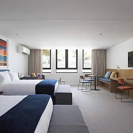 Hotel The Johnson - Art Series 4*
