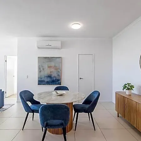 Boulevard North Lakes 4*