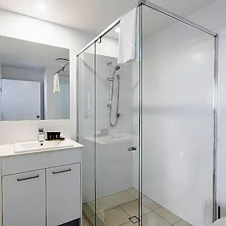 Boulevard North Lakes 4*