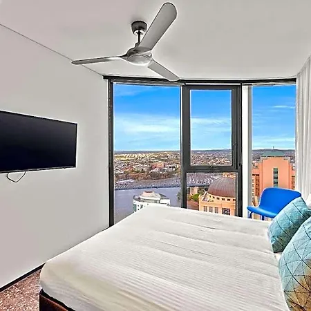 Aparthotel Spire Residences By Cllix 5*