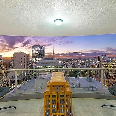 Arcade In The Sky Hotel