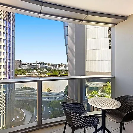 Queen's Wharf Residences - 44f Brisbane