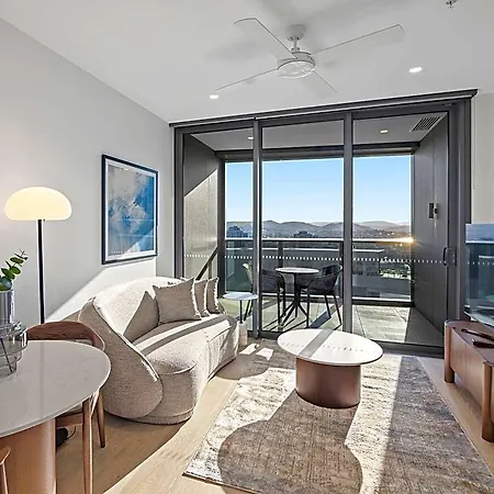 Queen's Wharf Residences - 44f Apartment