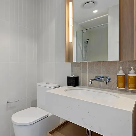 Queen's Wharf Residences - 44f * Brisbane