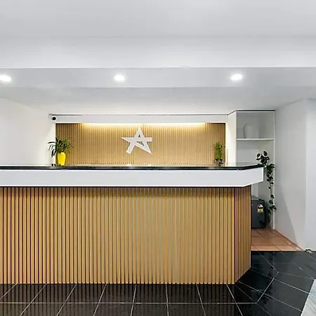 Asraport Motel 3*