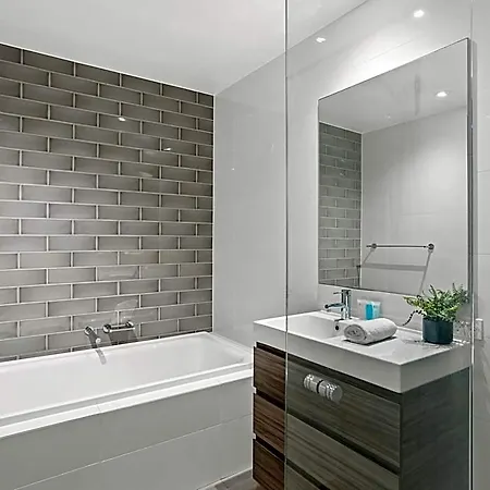Apartment Newstead Modern 2-storey - Q