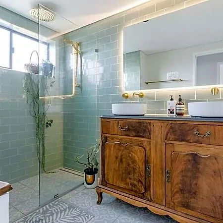 Funky 2br Chermside Escape Hotel Brisbane